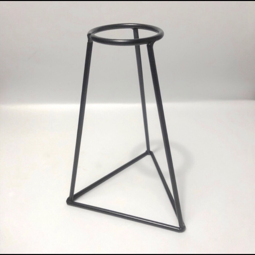 Black Modern Wire Flower Vase Home Decor - Picture 4 of 5